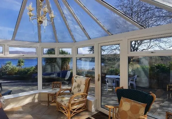 Holiday home Lakeshore House