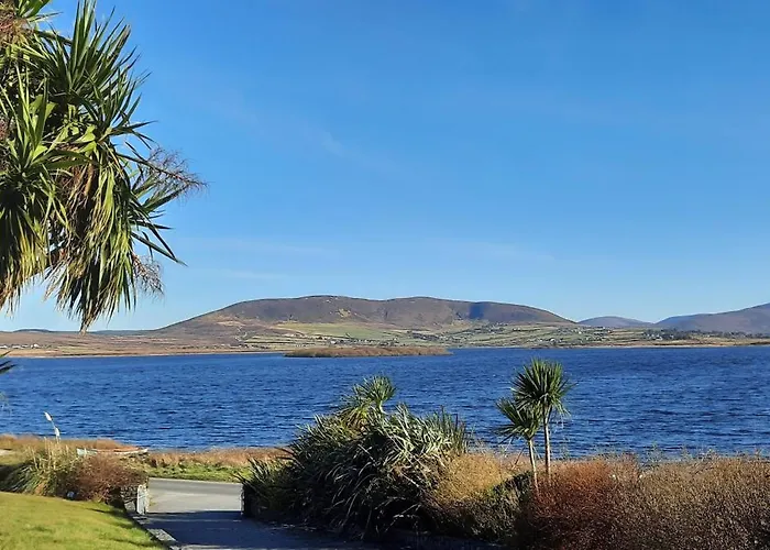 Сasa de vacaciones Lakeshore House *